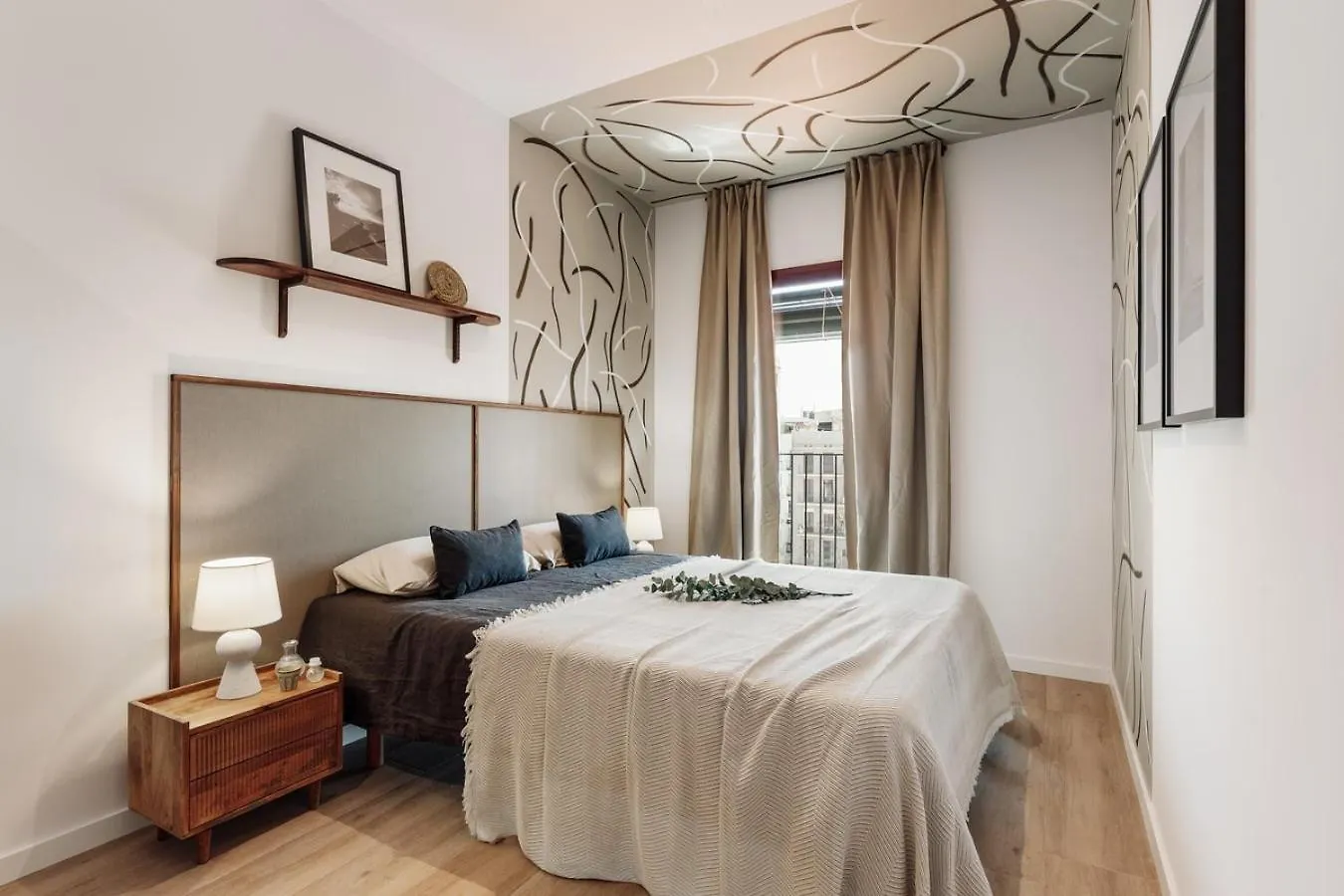 Kline - 2 Bedrooms And Terrace In Sant Antoni Barcelona 0*,