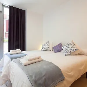 Charmsuites Paralel Lejlighed
