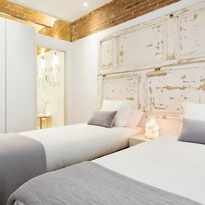 Charming Parallel Apartamento